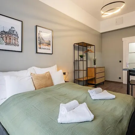 Premium 4 Bedroom On Maria St *
