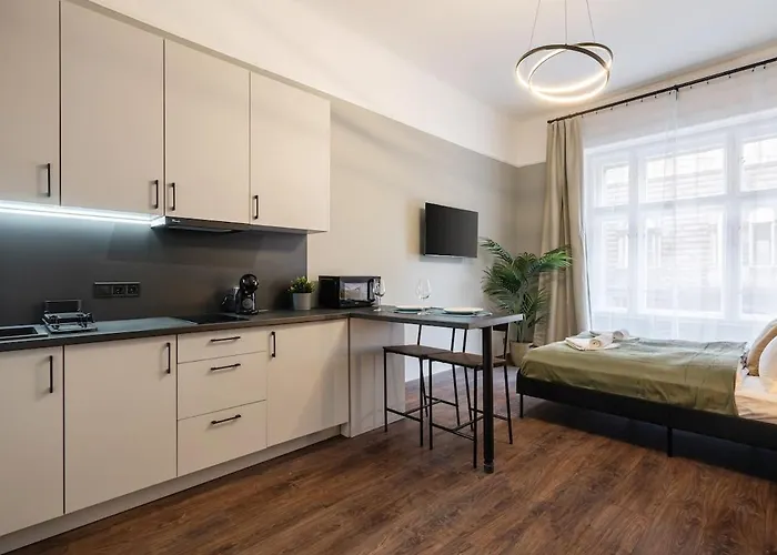 Premium 4 Bedroom On Maria St Apartamento