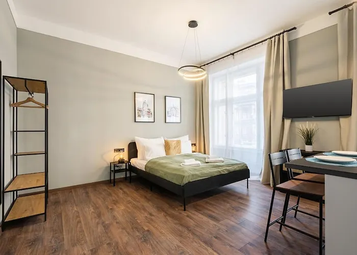 Premium 4 Bedroom On Maria St Apartamento Budapeste