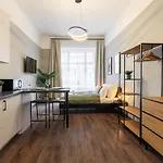Premium 4 Bedroom On Maria St *