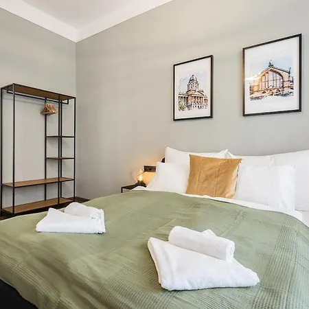 Premium 4 Bedroom On Maria St 公寓 布达佩斯