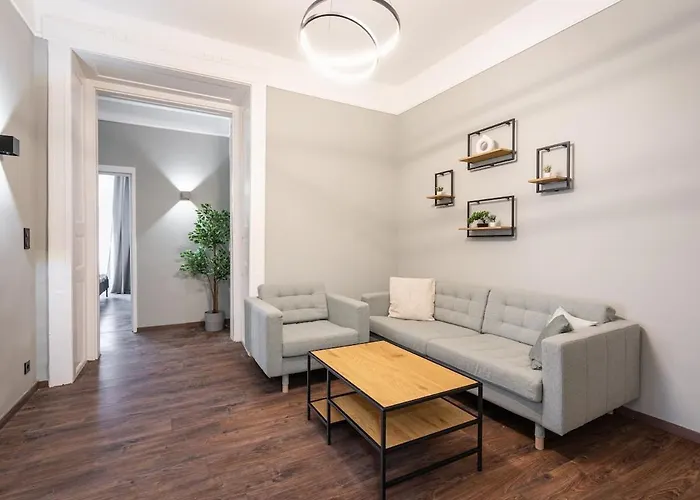 Premium 4 Bedroom On Maria St