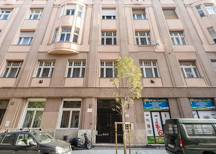 דירה Premium 4 Bedroom On Maria St *