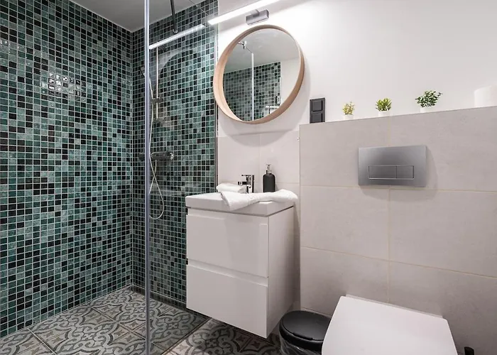 Premium 4 Bedroom On Maria St Appartement Boedapest