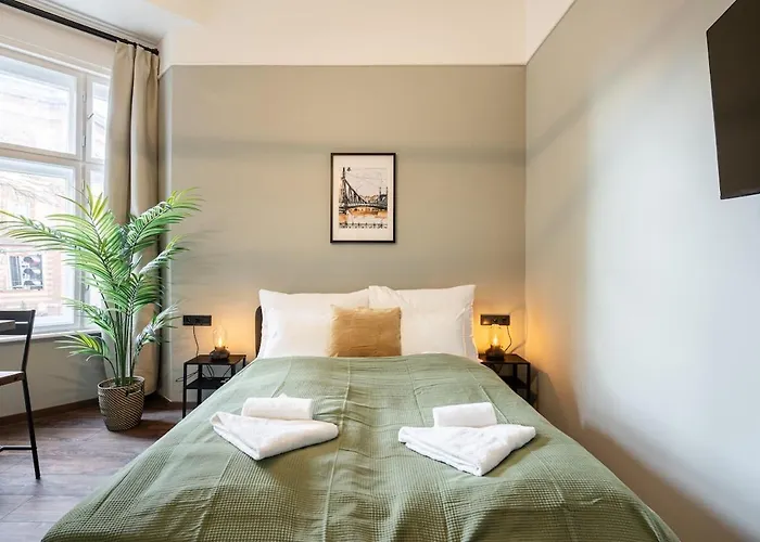 Premium 4 Bedroom On Maria St *