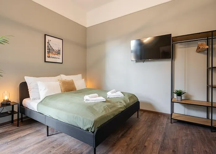 Premium 4 Bedroom On Maria St * Boedapest