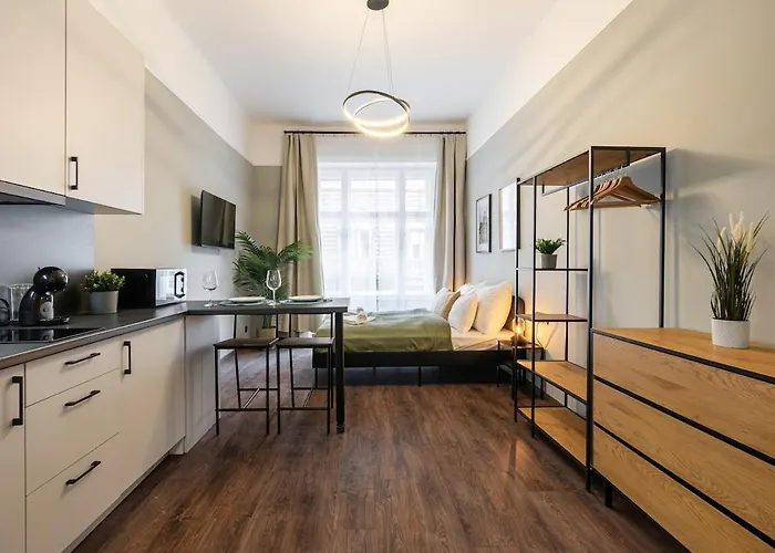 Premium 4 Bedroom On Maria St *